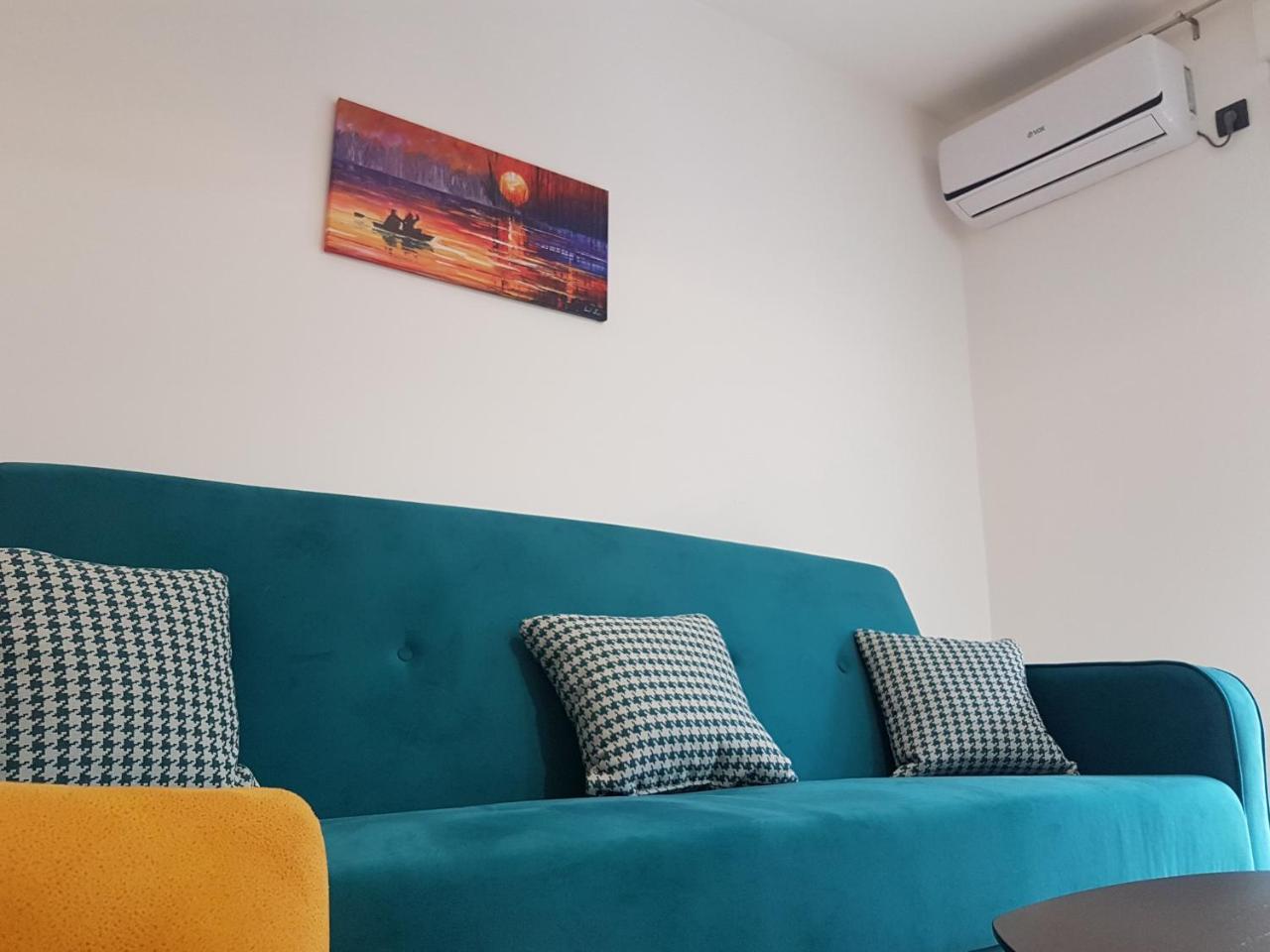 Apartman Simic 2 ヴァリェヴォ エクステリア 写真